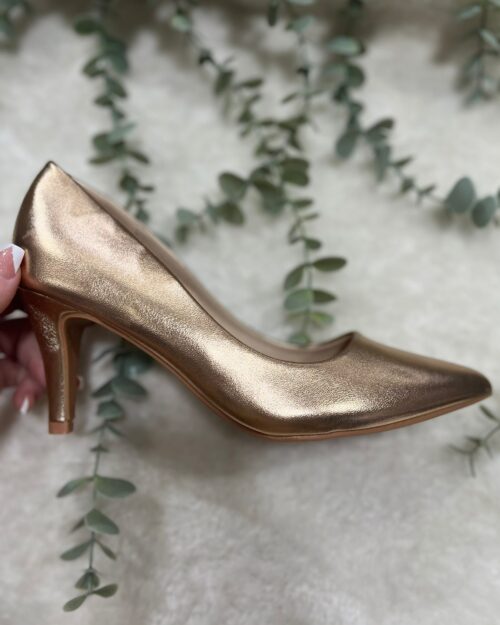STILETTO CERRADO DE 7 CM Y MEDIO DE TACÓN CHAMPAN