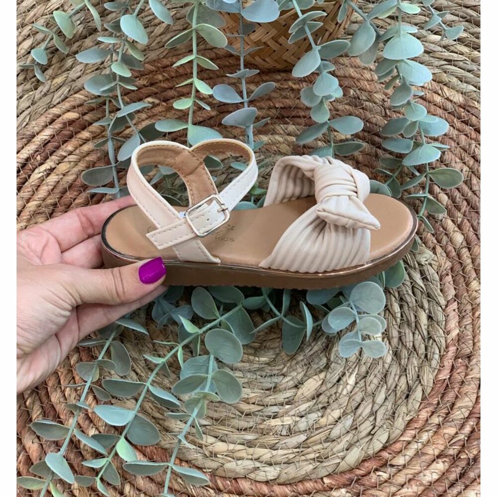 SANDALIA NIÑA LAZO DELANTERO BEIGE