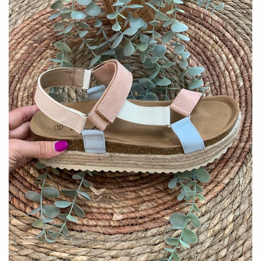SANDALIA DE VELCRO PLATAFORMA DE ESPARTO MULTICOLOR