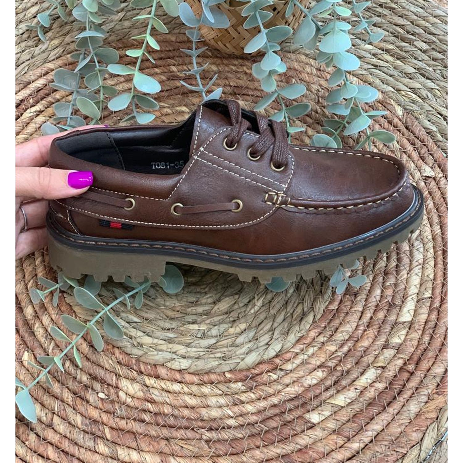 NAUTICOS DE MUY BUENA CALIDAD Y 100% CONFORTABLES MARRON