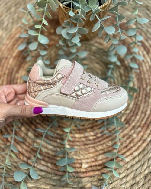 DEPORTIVA ACOLCHADA VELCRO NIÑA CHAMPAN