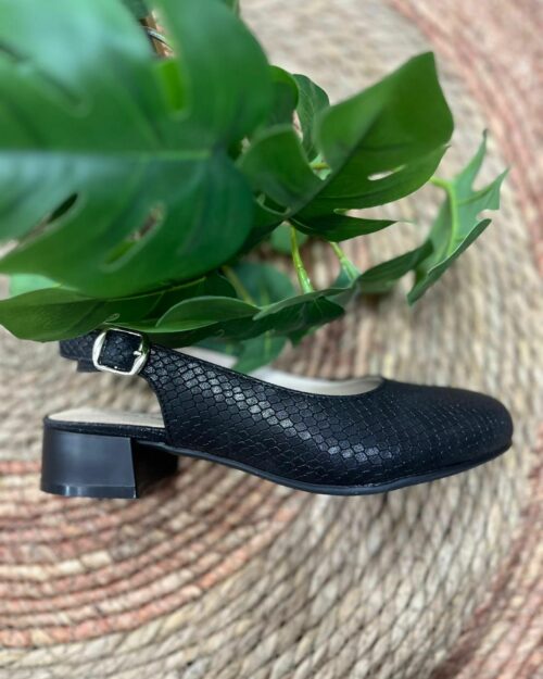 Calzado confortable piel serpiente de 3cm y medio de tacón negro