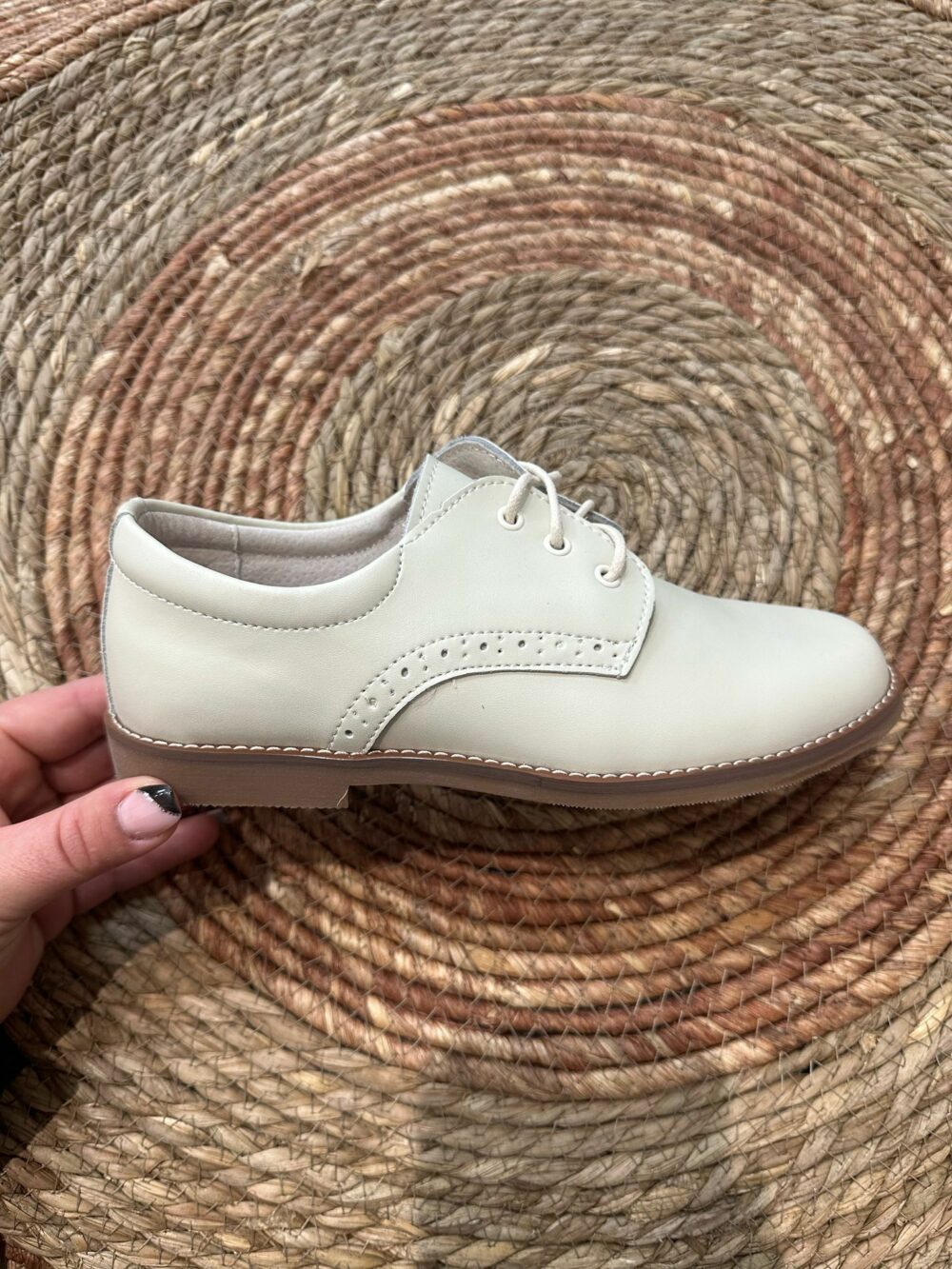 Calzado blucher de polipiel cordones beige