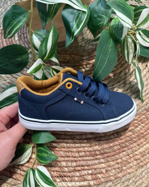 Calzado casual de lona azul marino