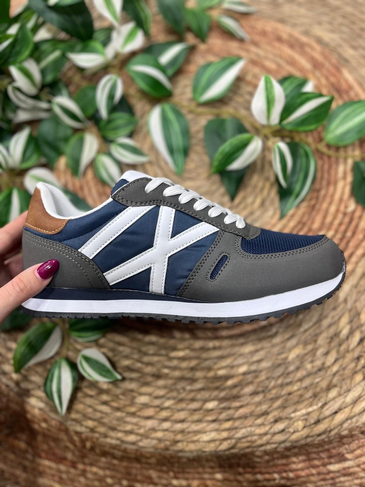 Deportiva caballero IX gris
