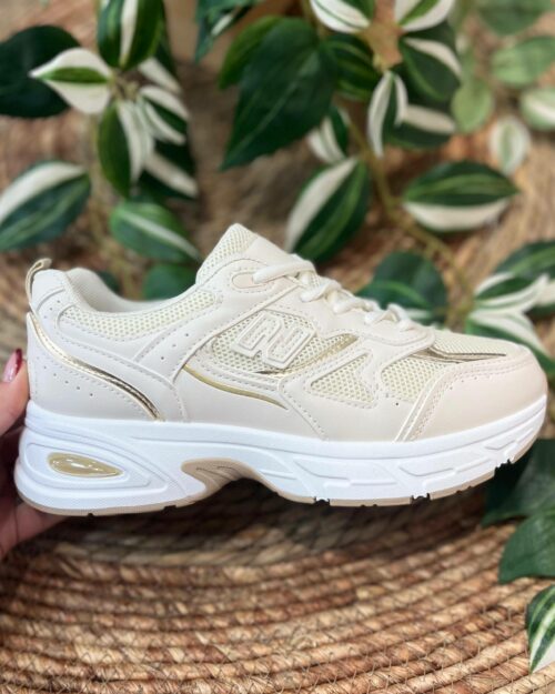 Deportiva de mujer beige y dorado con suela ancha y N lateral- CAROL